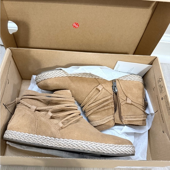 UGG Women's Chestnut Suede Ankle Boots with Braided Espadrille Trim - Picture 2 of 7